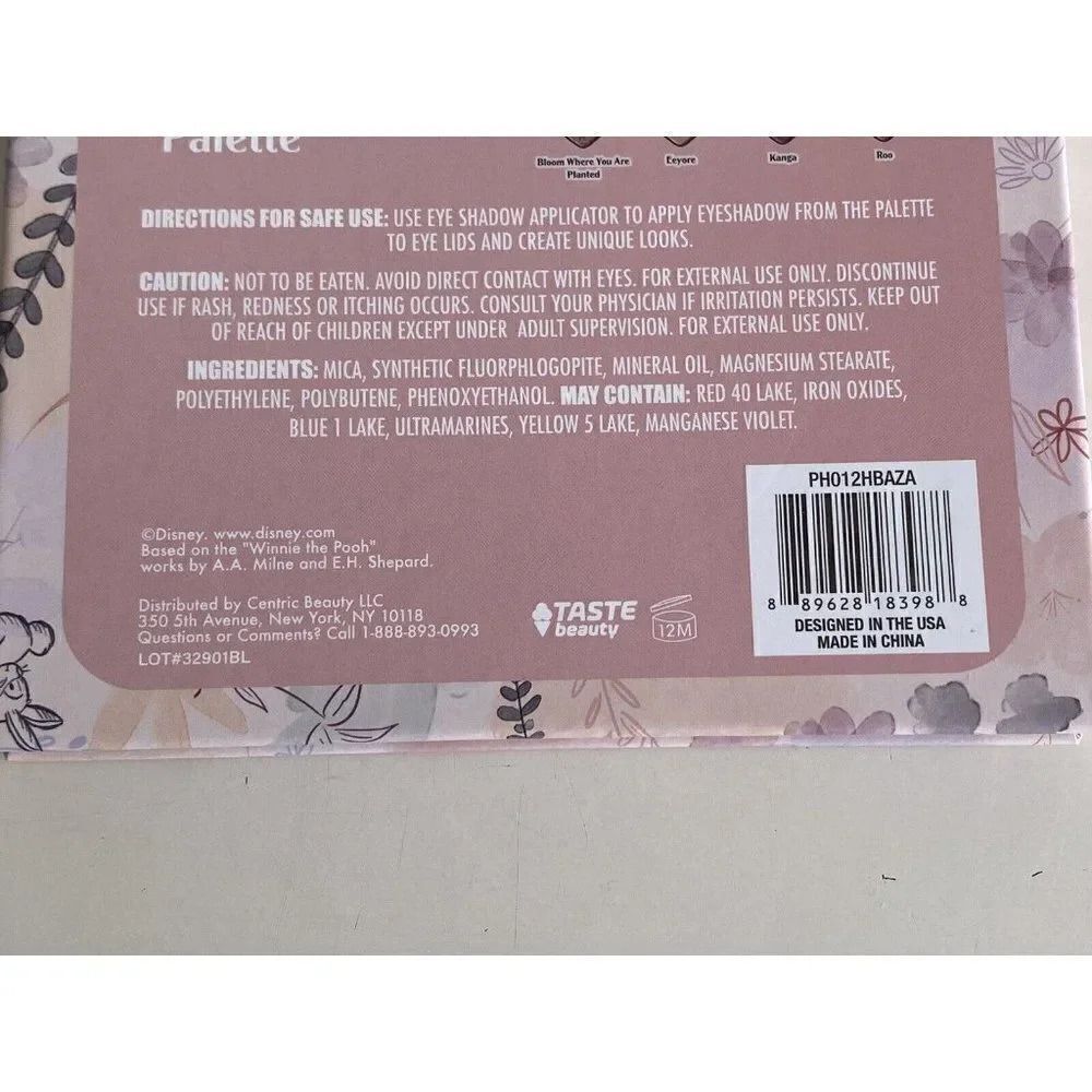 Disney Winnie The Pooh Heart Shaped Eyeshadow Palette With Mirror 12 Colors NEW - Picture 14 of 15